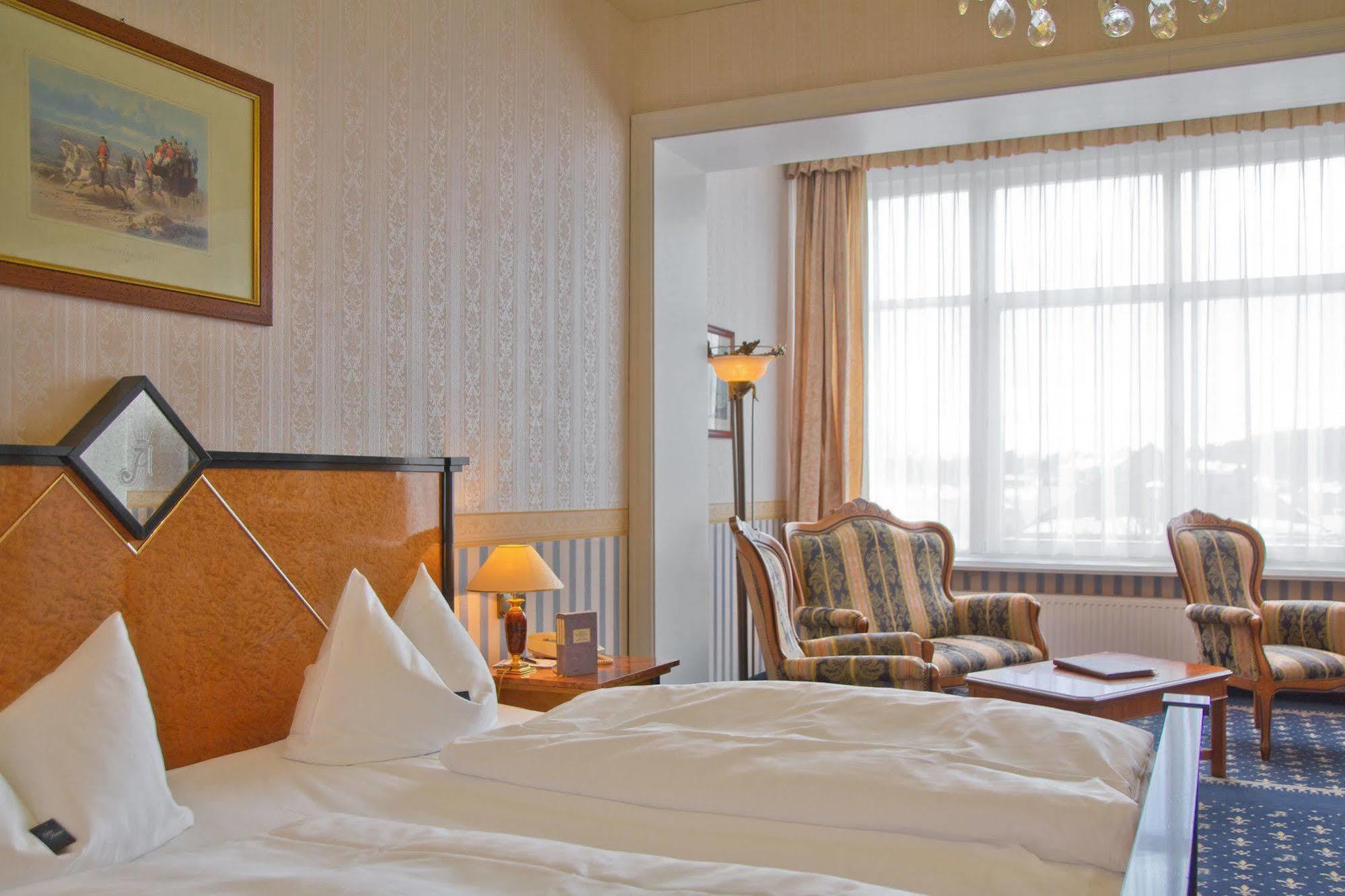 Seetelhotel Strandhotel Atlantic Heringsdorf  Kültér fotó
