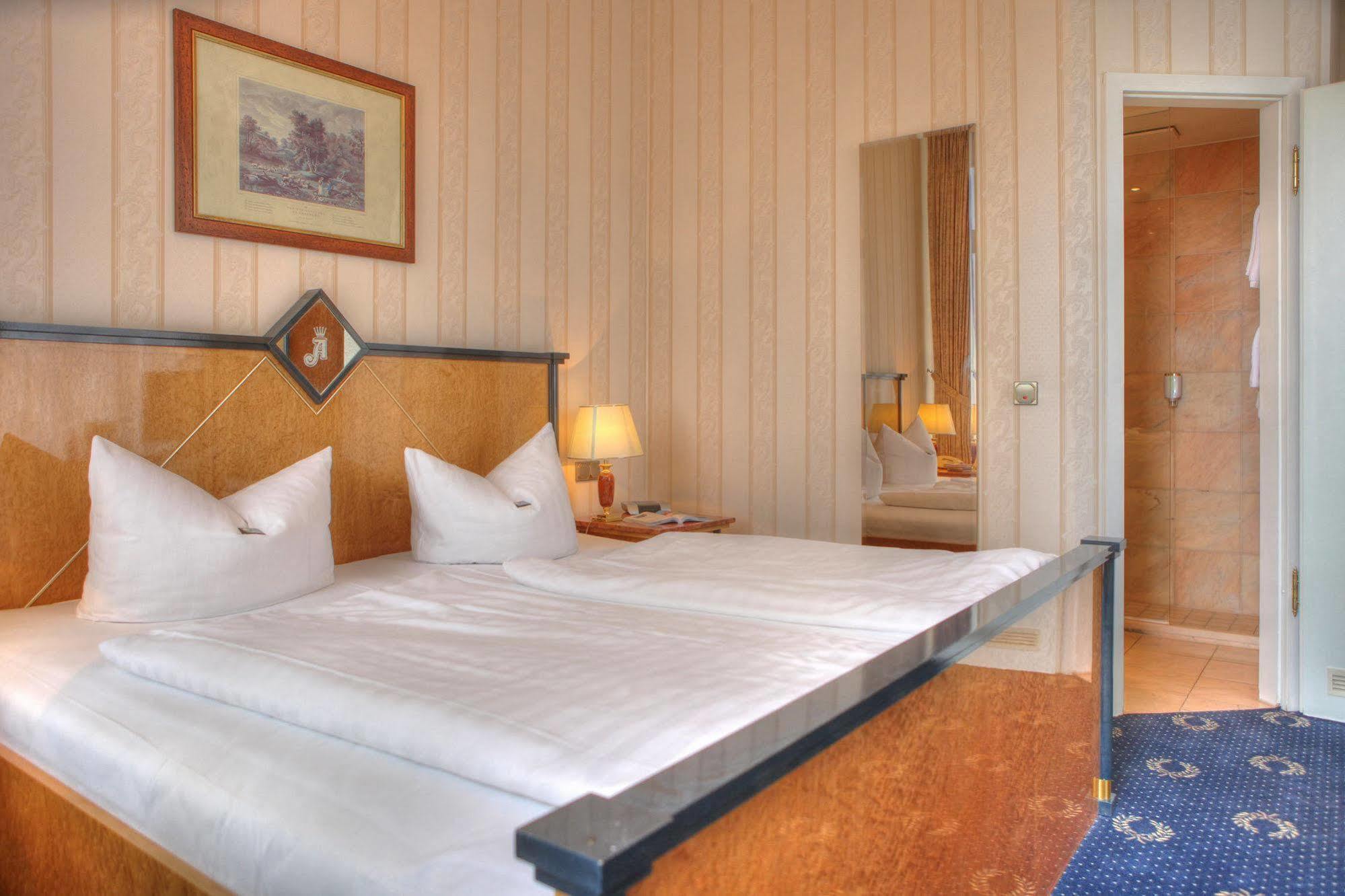 Seetelhotel Strandhotel Atlantic Heringsdorf  Kültér fotó