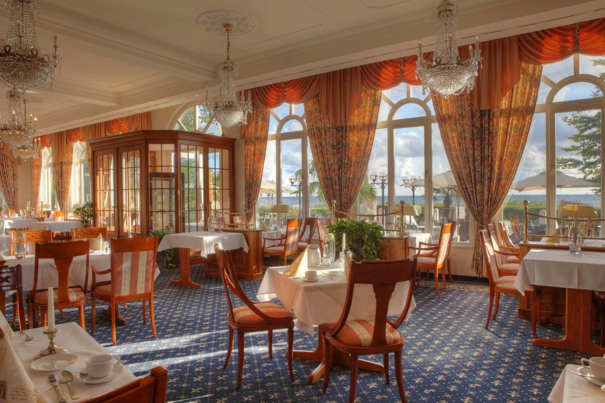 Seetelhotel Strandhotel Atlantic Heringsdorf  Kültér fotó